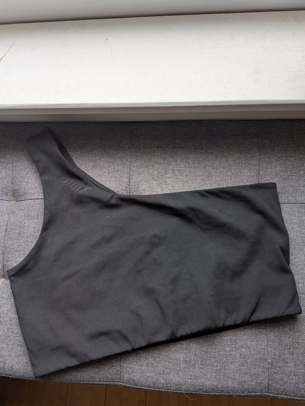 Girlfriend Collective Bianca Black One Shoulder Bra